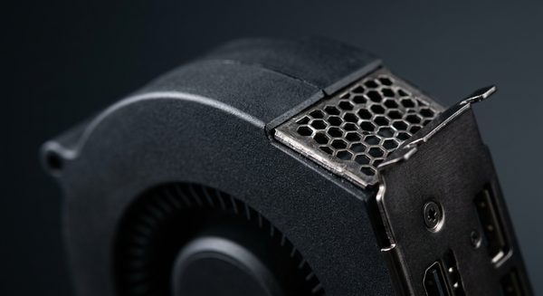 NVIDIA RTX PRO 6000 Blackwell Server Edition — деталь 2